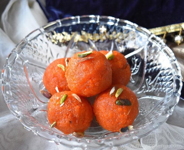 Motichur Laddu